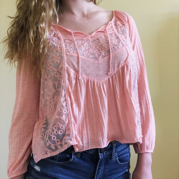 American Eagle Peach Semi-Sheer Lace Boho Top - Picture 4 of 8